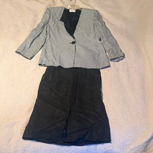 Karen Ellis Houndstooth Blazer and Skirt Set